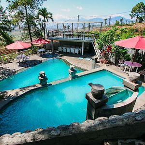 Bukit Alamanda Resort